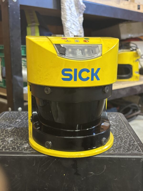 Safety laser scanners: S3000 Professional